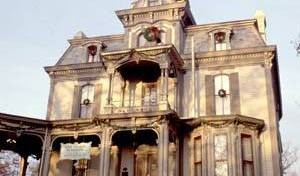 Garth Woodside Mansion - Vyhľadajte voľné izby a garantované nízke ceny v Hannibal, dovolenkové rezervácie 8 fotografie